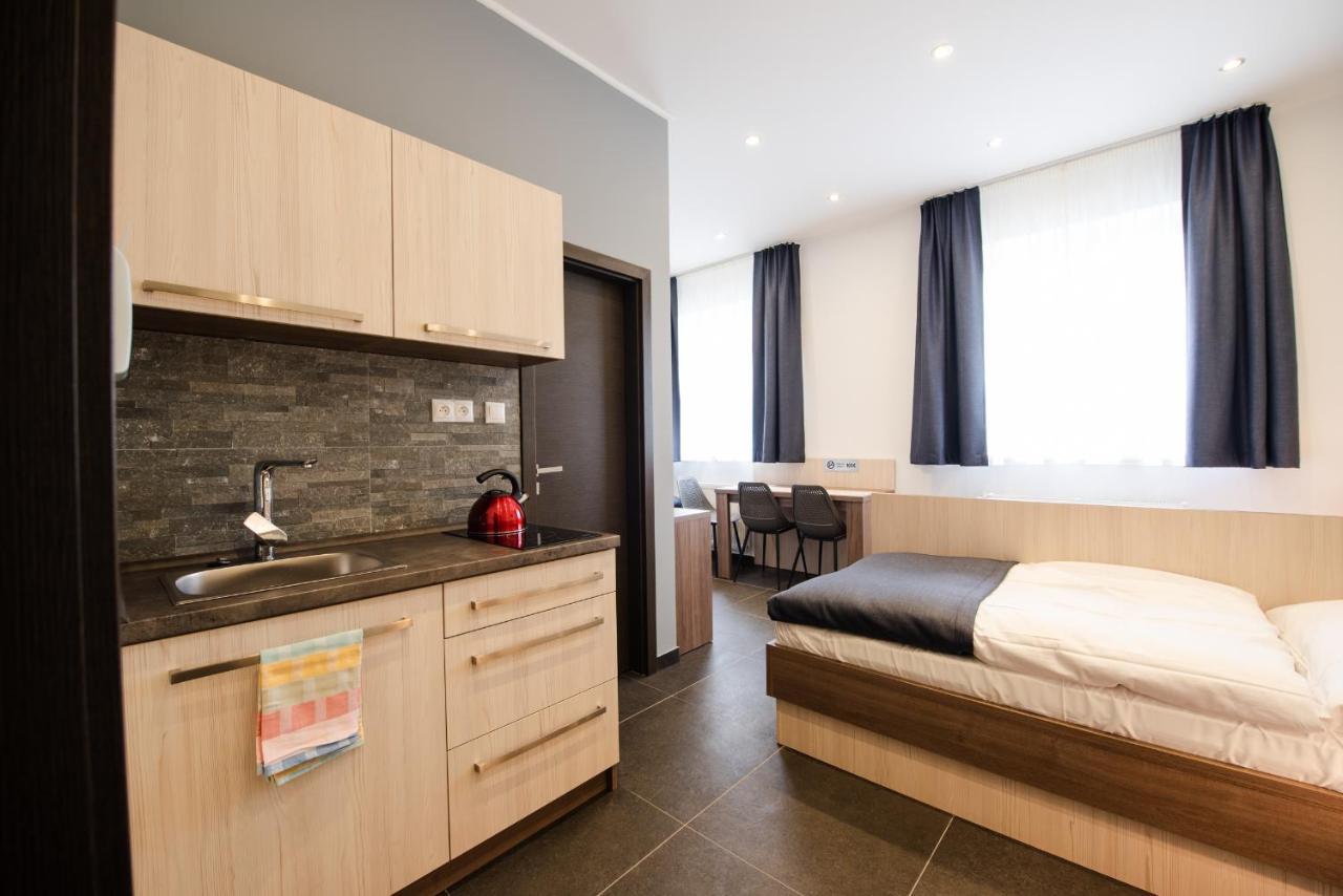 Apartments Danube Bratislava Eksteriør billede