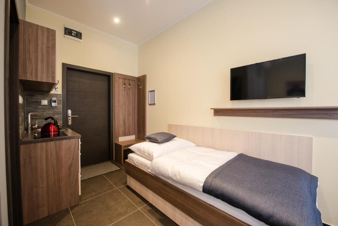 Apartments Danube Bratislava Eksteriør billede