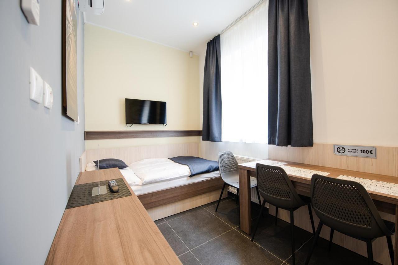 Apartments Danube Bratislava Eksteriør billede